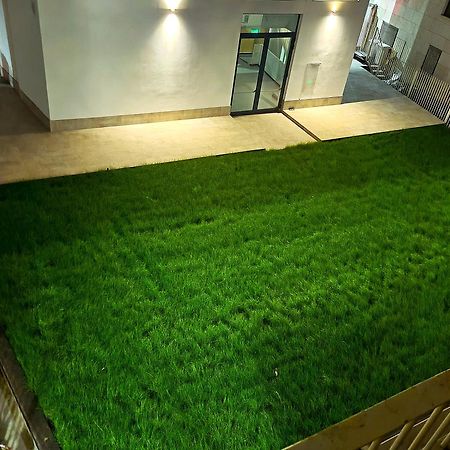 S. Ambrogio Square Lejlighed Milano Eksteriør billede