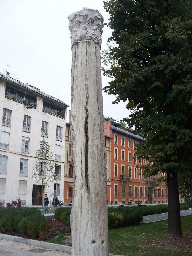 S. Ambrogio Square Lejlighed Milano Eksteriør billede